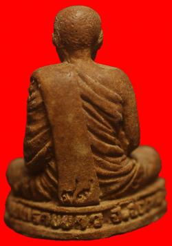 ภาพที่ 2 รูปเหมือนเนื้อผงอาจารย์นอง วัดทรายขาว