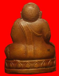 ภาพที่ 2 รูปเหมือนปั๊มพระสังกัจจายน์ สูง 3 ซม.