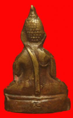 ภาพที่ 2 พระชัยวัฒน์ปั๊มหลังยันต์ไม่ทราบที่